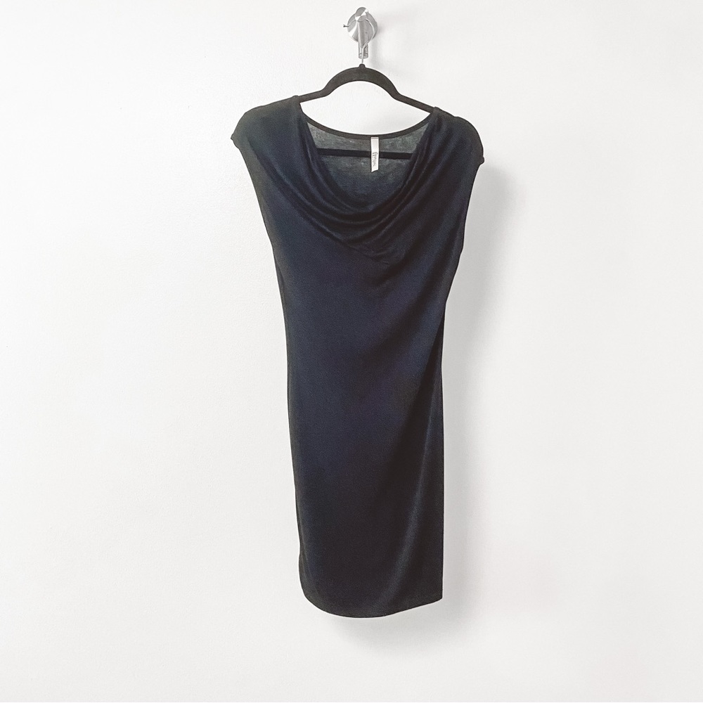 Fluxus Winter Holiday NYE‎ Chic Casual Cowl Neck Cap Sleeve Mini Dress Black